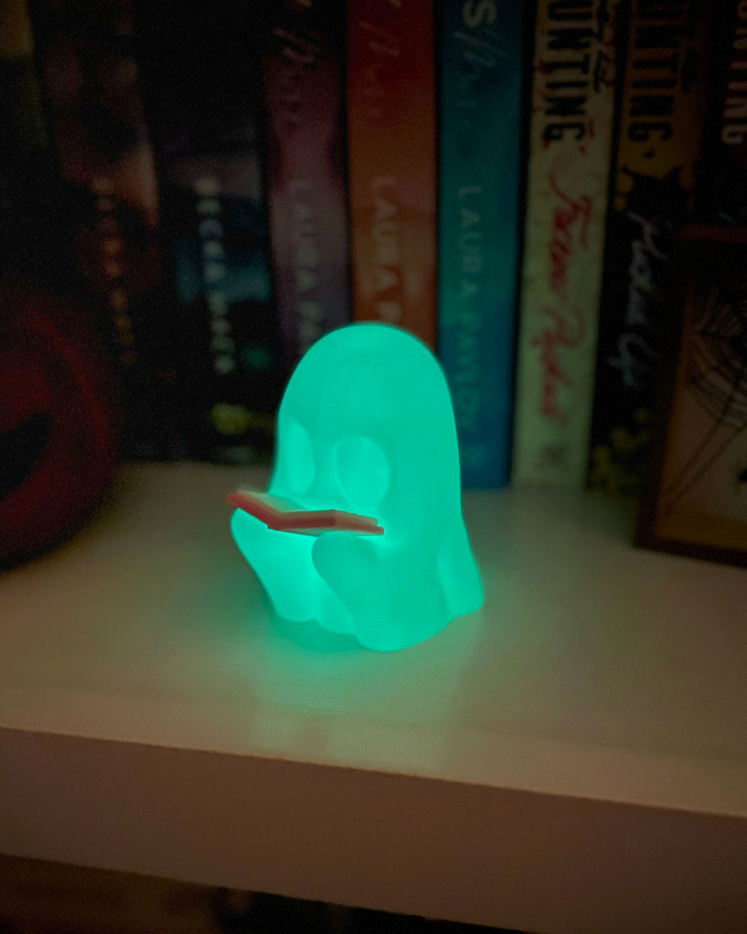 Reading Ghost